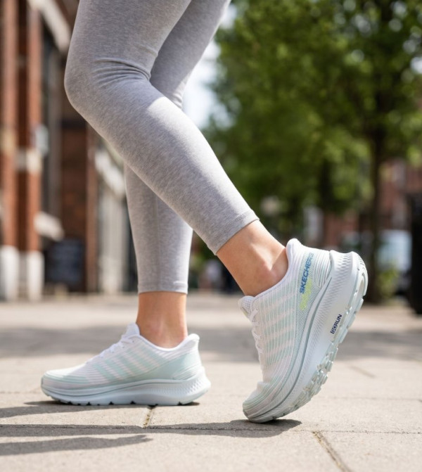 Skechers Skechers - White Running Shoes