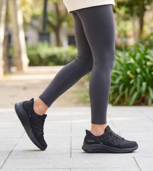 Skechers Skechers - Black Walking Shoes