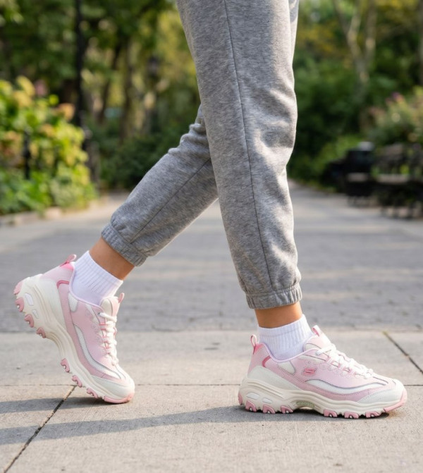 Skechers  - Pink Low Top