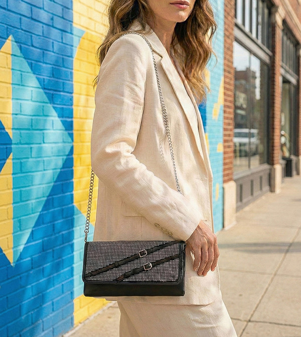 Steve Madden Steve Madden - Black Cross Body Bags