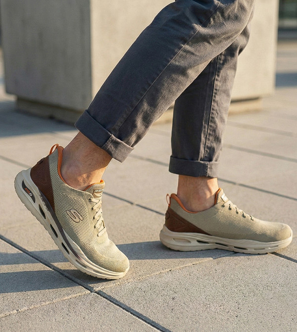 Skechers Skechers - Taupe Running Shoes