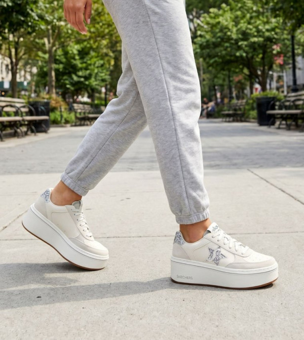 Skechers  Low Top - White Low Top