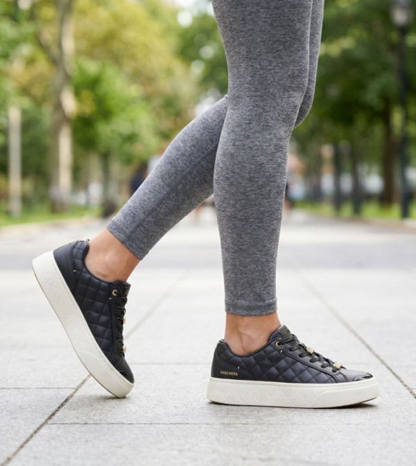 Skechers  - BLACK Low Top