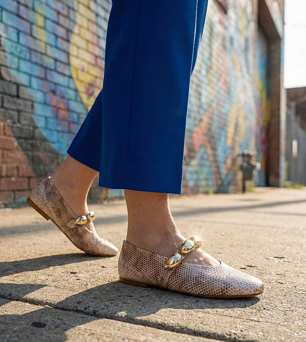 Steve Madden Mary Janes - Beige Mary Janes