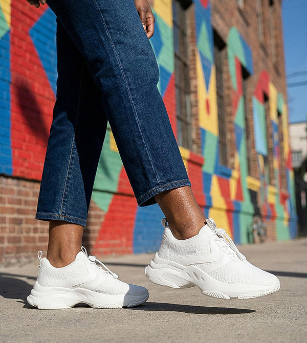 Steve Madden  - White Low Top