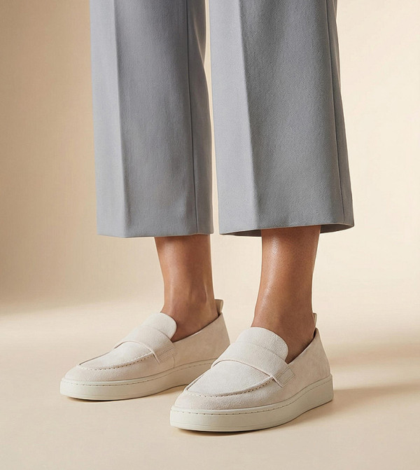 Steve Madden  Loafers & Moccasins - White undefined