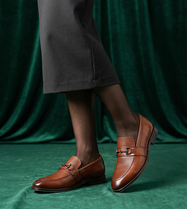 Steve Madden  Monks - Tan Monks