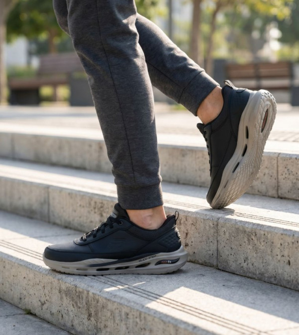 Skechers  - Black Walking Shoes