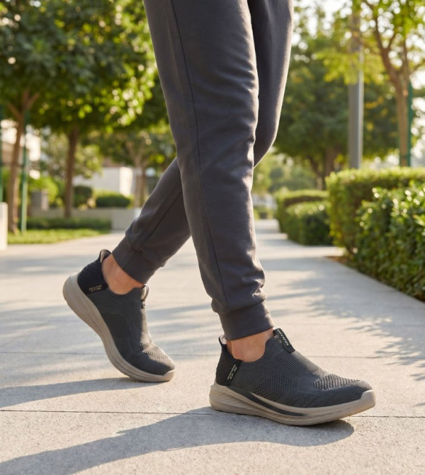 Skechers  Slip-ons - Black Casual Slip-ons