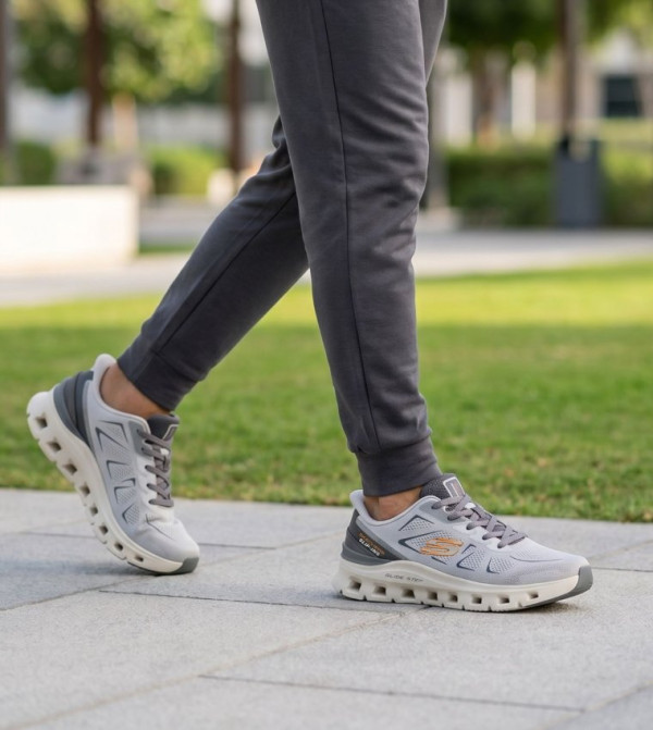 Skechers Sneakers - Grey Low Top