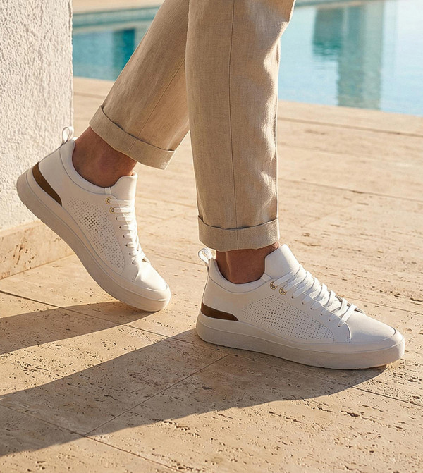 Ben Sherman - White Low Top