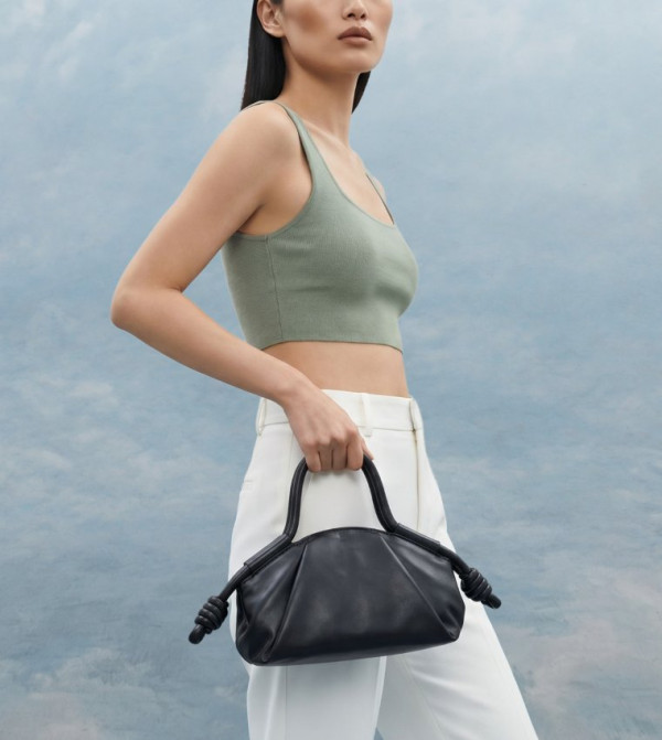 Call it Spring Call It Spring - Black Handheld Bags