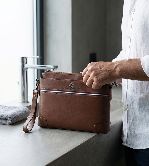 Beverly Hills Polo Club  - Tan Toiletry bags