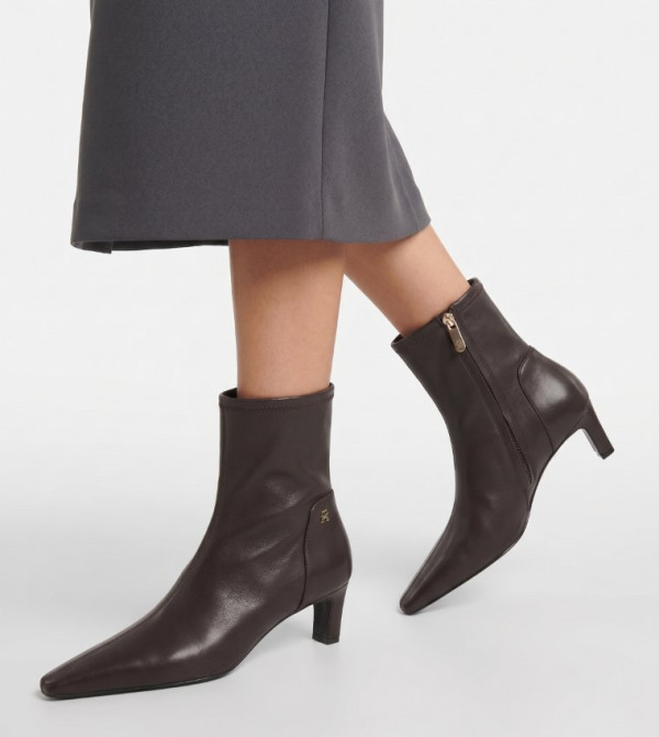 تومي هيلفيغر  بوت لمنتصف الساق - بني  Mid Calf Boots