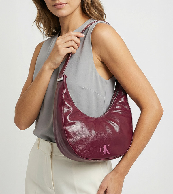 كالفين كلاين كالفين كلاين - أبيض حقائب الكتف