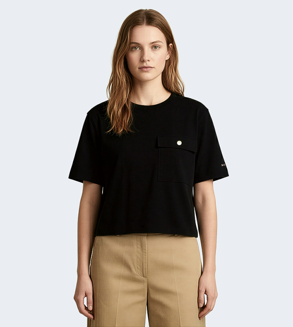 تومي هيلفيغر  تيشيرتات كاجوال - أسود Short Sleeve T-Shirts