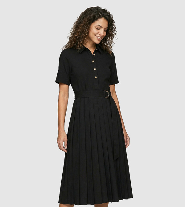 تومي هيلفيغر  فساتين - أسود Midi Dresses