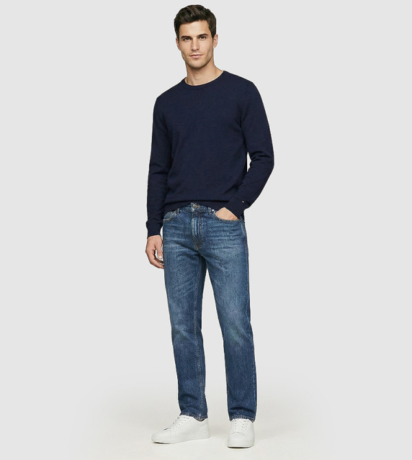 تومي هيلفيغر  سترات و كارديغانات  - كحلي Round Neck Sweaters