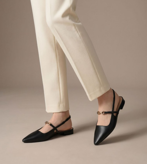 Charles & Keith Charles & Keith - Black undefined