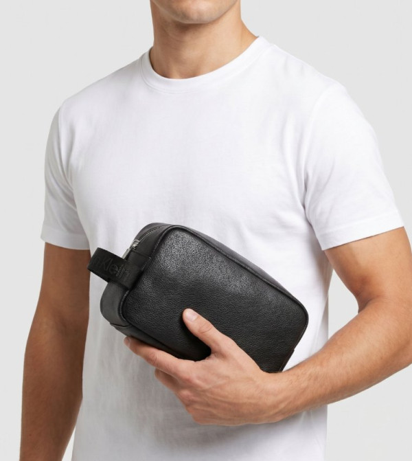 Calvin Klein Calvin Klein - Black Toiletry bags