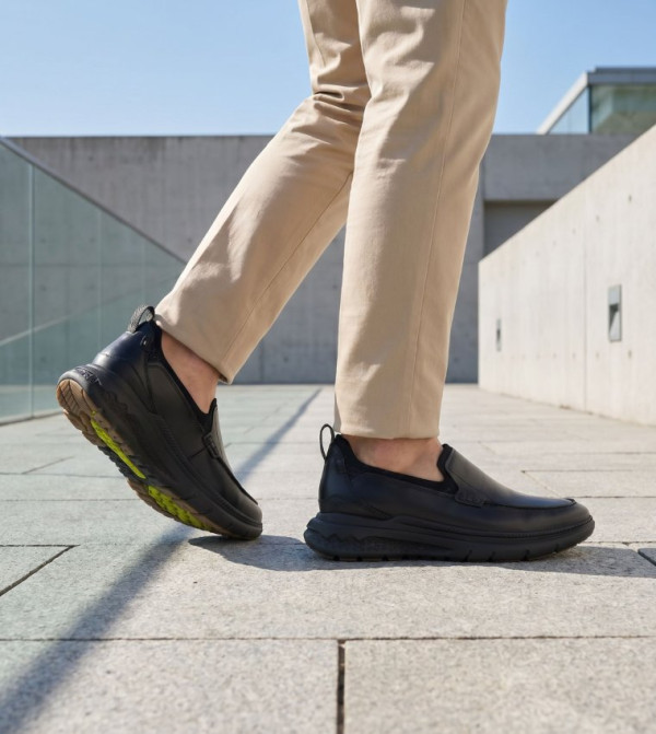 Hush Puppies Hush Puppies - Black Casual Slip-ons