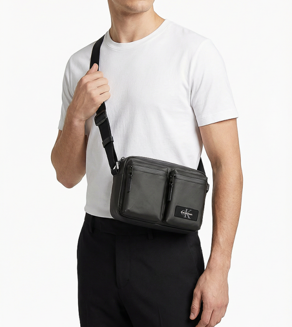 كالفين كلاين  حقائب يد - أسود Cross Body & Sling Bags