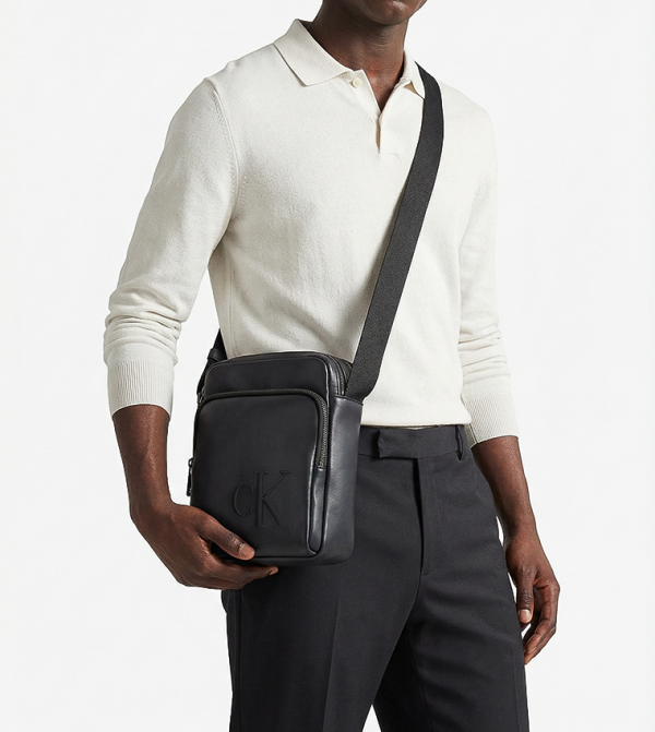 كالفين كلاين  حقائب خصر - أسود Cross Body & Sling Bags