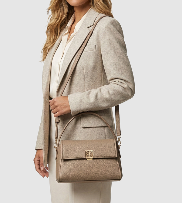 كالفين كلاين كالفين كلاين - بني  حقائب الكتف