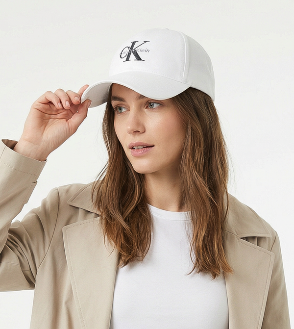 كالفين كلاين  كابات وقبعات - أبيض Baseball Caps