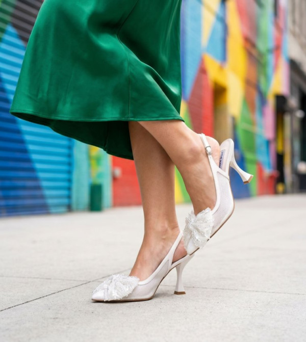 Steve Madden - Cream Pumps
