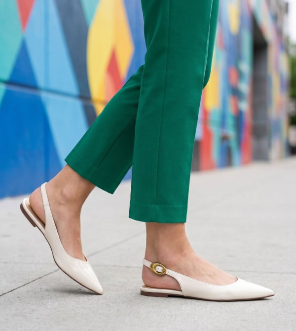 Steve Madden Steve Madden - Beige Pumps