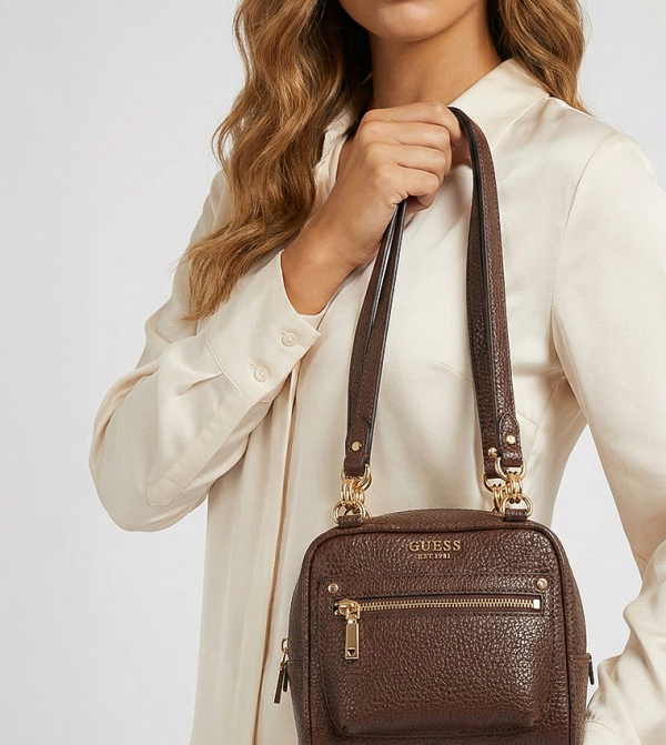 Guess Guess - Brown Shoulder bags
