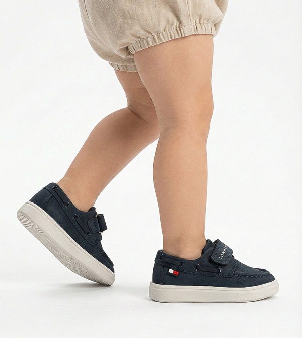 تومي هيلفيغر تومي هيلفيغر - كحلي لوفر