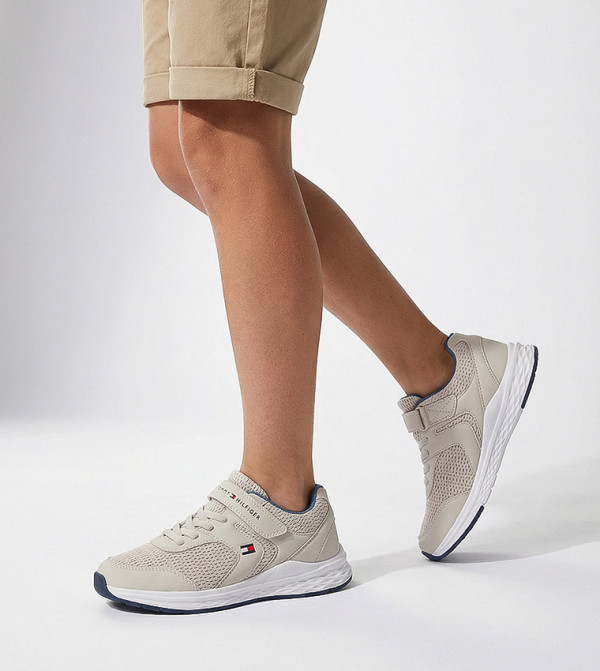 Tommy Hilfiger  - Beige Low Top