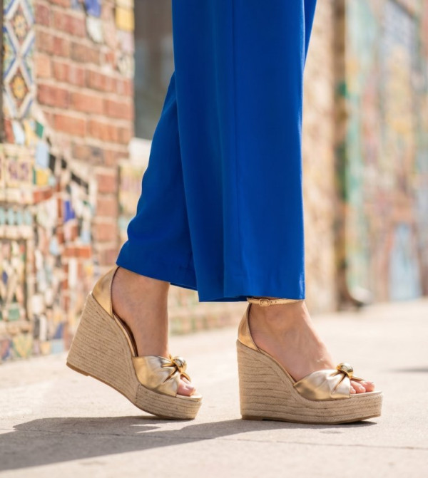 Steve Madden  Wedges - Gold Wedges