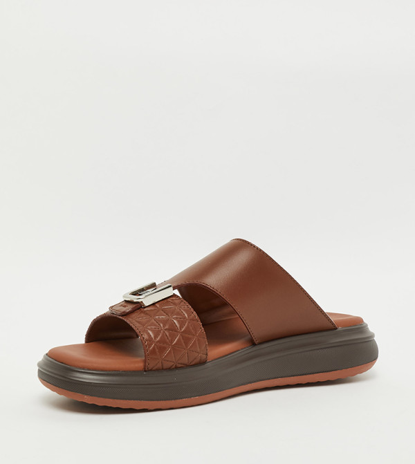 ألدو  صنادل رياضة - بني  صنادل عربية