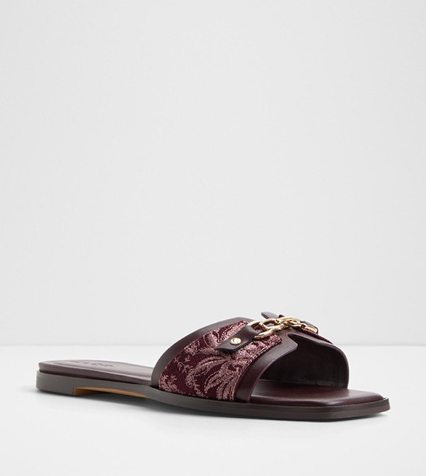 ألدو صنادل - بورغندي Flat Sandals