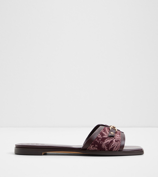 ألدو صنادل - بورغندي Flat Sandals