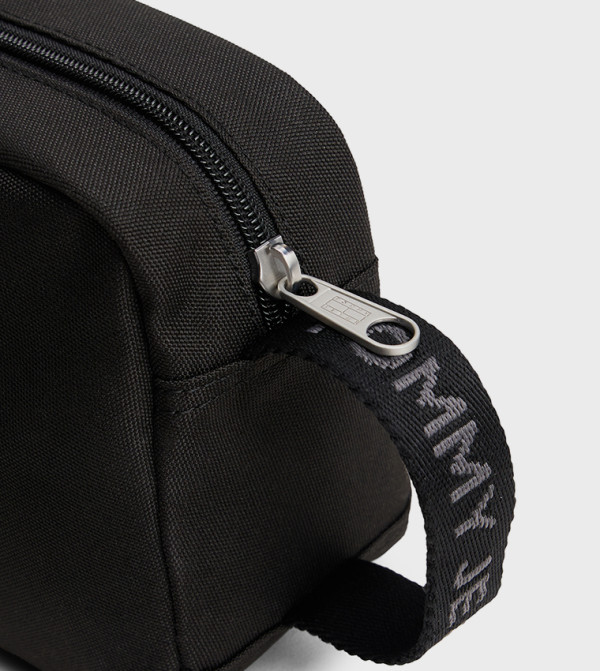 Tommy Jeans TOMMY JEANS - Black Toiletry bags