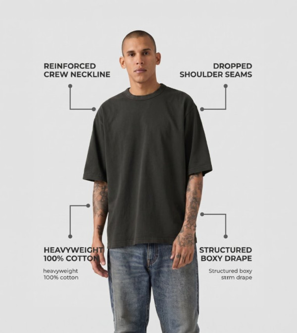ليفايز ليفايز - أسود Round Neck T-Shirts