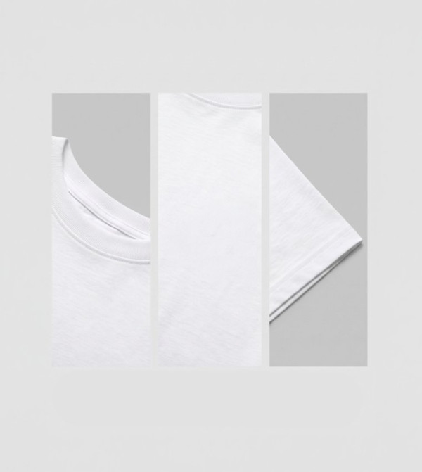 ليفايز  تيشيرتات بياقة دائرية  - أبيض  Round Neck T-Shirts