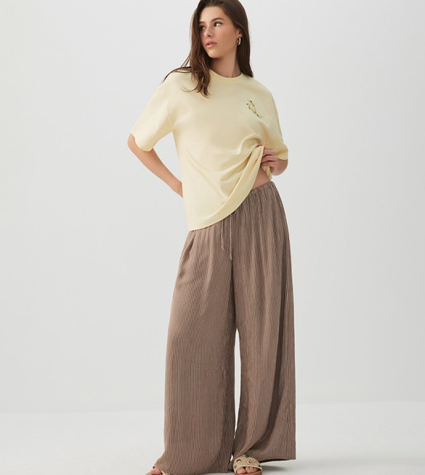 اردين  - أصفر Short Sleeve T-Shirts