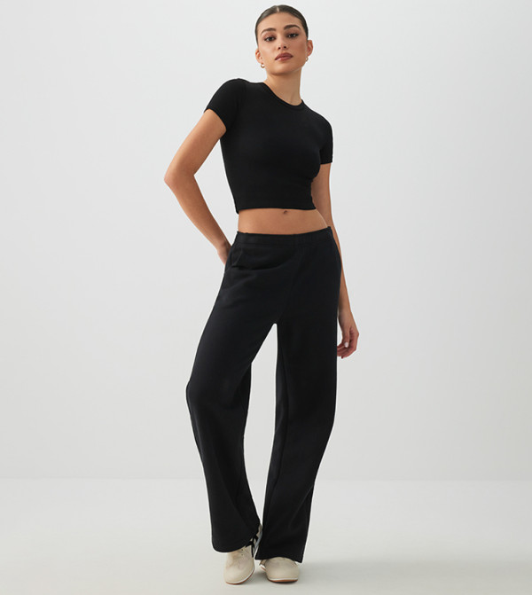 Ardene  Clothing - BLACK Cropped Tops