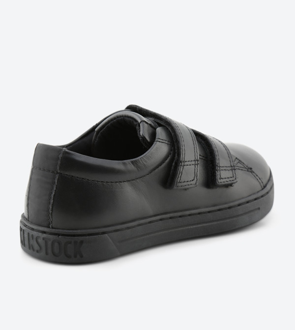 بيركنستوك  - أسود أحذية برقبة منخفضة 