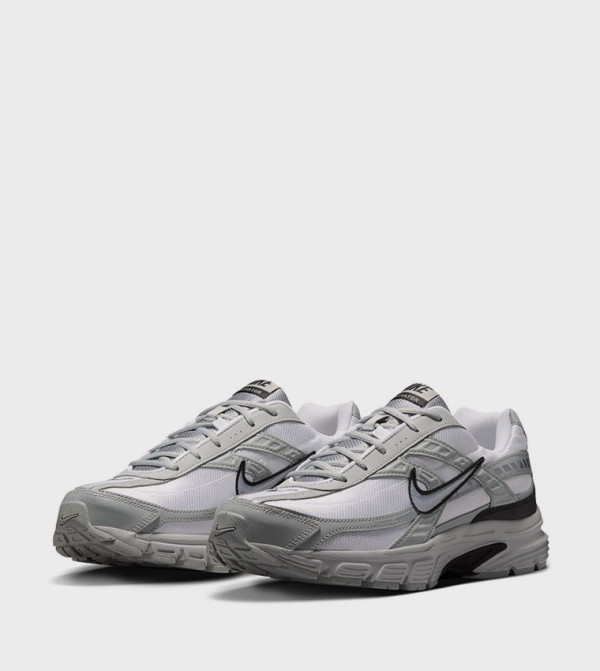 Nike  Sneakers - Grey Low Top