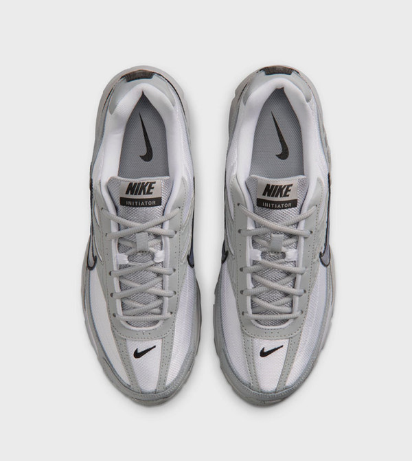 Nike  Sneakers - Grey Low Top