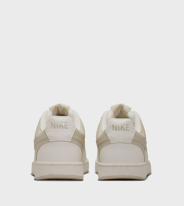 Nike Nike - Beige Low Top