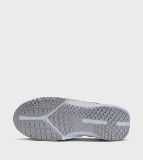 Nike  Sports Shoes - Black Running & Training