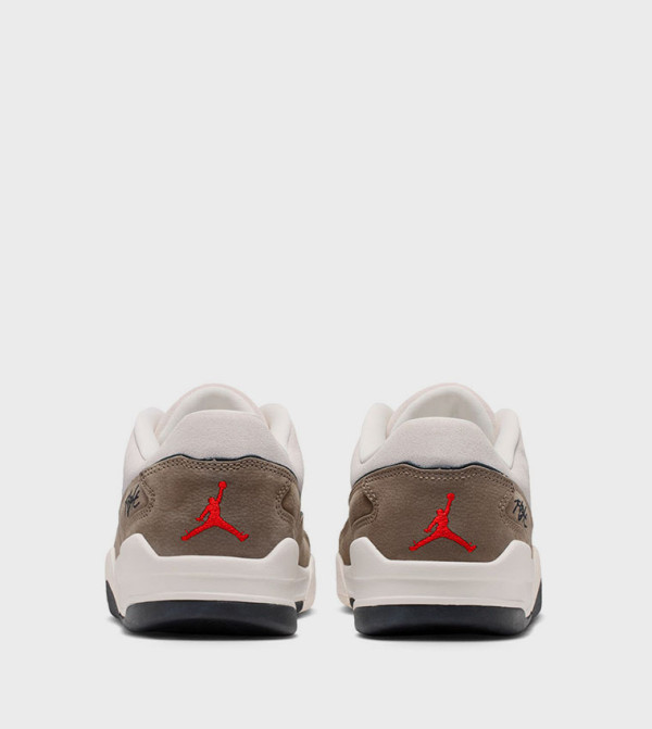 Nike  Low Top - Beige Low Top