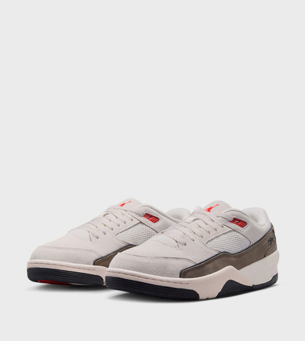Nike  Low Top - Beige Low Top